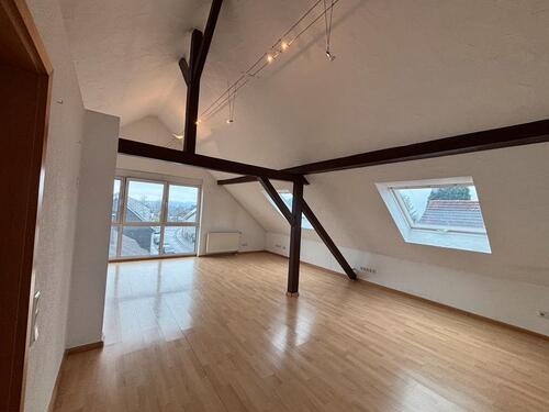 Foto - Helle DG Wohnung ab sofort zu vermieten (Homburg-Erbach)