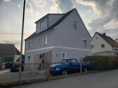 Foto - Mehrfamilienhaus, Wohnhaus in Regenstauf