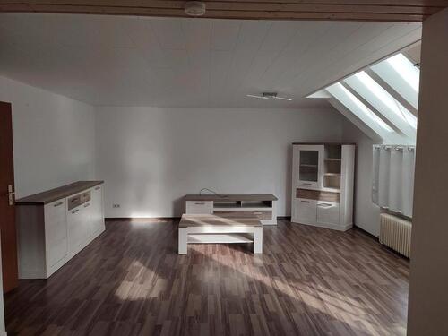 Foto - Lichtdurchflutete 3-Zi Wohnung mitten in Bondorf