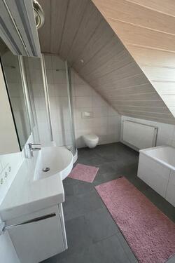 Foto - Pfreimd 107 m2 Wohnung im 1.OG mit Balkon, Keller, Garage,