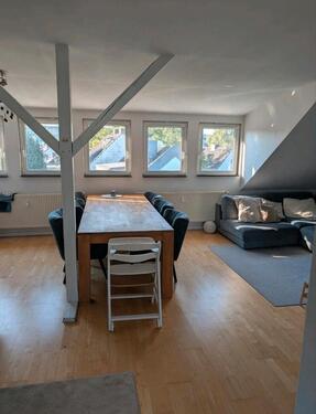 Foto - Schöne 2,5 Zimmer Wohnung mit EBK und Garage