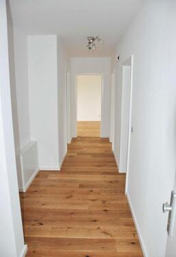 Foto - Schöne großzügig geschnittene 4 Zimmer Wohnung in Friedrichsdorf