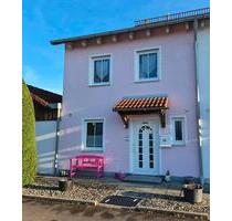 Reihenendhaus - 444.000,00&nbsp;EUR Kaufpreis, ca.&nbsp; 135,00&nbsp;m&sup2; in Dillingen an der Donau (PLZ: 89407)