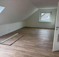 Erstbezug nach Modernisierung: Große 3-Zimmer-Whg. mit EBK & Fußbodenheizung! - Neustadt am Rübenberge Erstbezug nach Modernisierung: Große 3-Zimmer-Whg. mit EBK & Fußbodenheizung! - Neustadt am Rübenberge