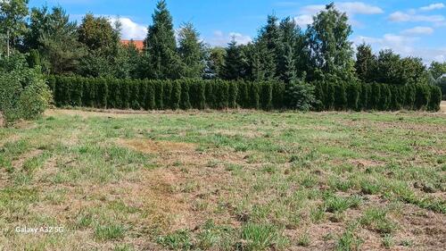 Foto - Baugrundstück für 1 oder 2EFH oder 2DHH