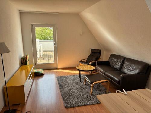 Foto - 3-Zimmer-Wohnung mit großer Dachterrasse in ruhiger Waldrandlage