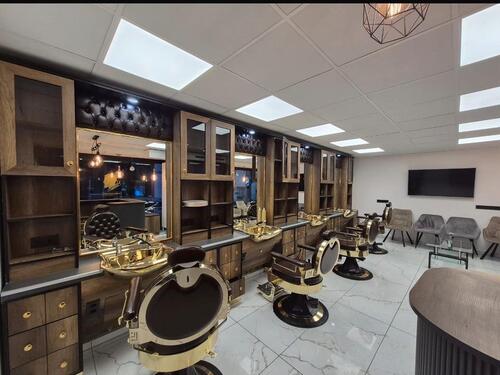 Foto - Friseursalon zu vermieten - 1.500,00&nbsp;EUR Kaltmiete, ca.&nbsp; 65,00&nbsp;m&sup2;