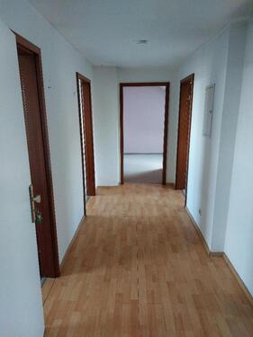 Foto - Dachgeschosswohnung v. privat NACH KOMPLETTSANIERUNG prov.-frei