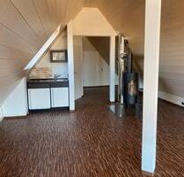 Helle Mansardenwohnung in Oggenhausen - Heidenheim an der Brenz