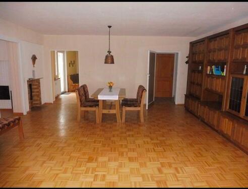 Foto - Große 2 Zimmer Wohnung mit eigenem Eingang ab 01.01.26 frei