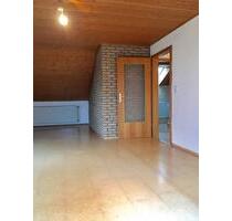 3-Zimmer-Dachgeschosswohnung in Herford-StedefreundBi-Brake