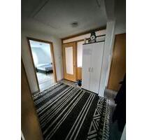 Dachgeschosswohnung zu vermieten – 3 Zimmer mit Dachboden - Markgröningen