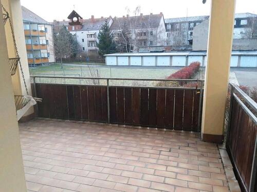 Foto - Eigentumswohnung 82 qm - 130.000,00&nbsp;EUR Kaufpreis, ca.&nbsp; 82,00&nbsp;m&sup2;