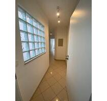 2,5 Zimmer Wohnung Innenstadt Erstbezug nach Renovierung - Schweinfurt Gartenstadt