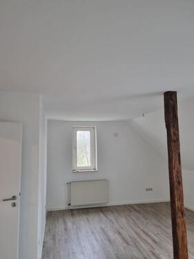 Foto - Schöne gepflegte 2-Zimmer-Wohnung im 1. OG wartet auf neue Mieter