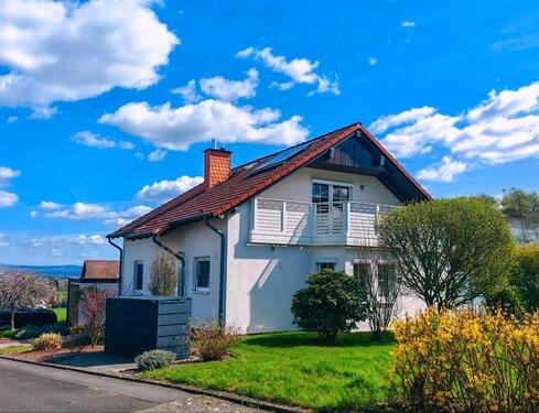 Foto - Einfamilienhaus in Baunatal - 489.000,00&nbsp;EUR Kaufpreis, ca.&nbsp; 135,00&nbsp;m&sup2;