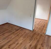 Duisburg Rheinhausen DG 2,5 Zimmer Wohnung zu Vermieten