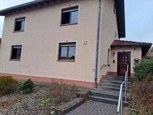 Foto - Einfamilienhaus mit Einliegerwohnung in Eiterfeld -Wölf