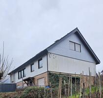 Ohne Provision Einfamilienhaus mit Einliegerwohnung - Ellenz-Poltersdorf