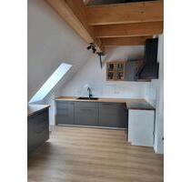 Dachgeschoss Wohnung zu vermieten - Gaukönigshofen