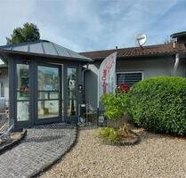 Großzügiger Bungalow mit Traumgarten in ruhiger Lage - Heusweiler