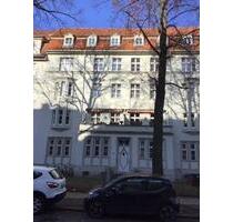 Stop! Traumhafte 4-Zimmer Altbauwohnung mit zwei Balkonen und sofort anmietbar! - Lübeck Sankt Lorenz Nord Stop! Traumhafte 4-Zimmer Altbauwohnung mit zwei Balkonen und sofort anmietbar! - Lübeck Sankt Lorenz Nord