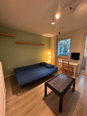 Foto - Helle 2 Zimmer Wohnung mit Balkon in Hastedt - möbliert ab 1.12.