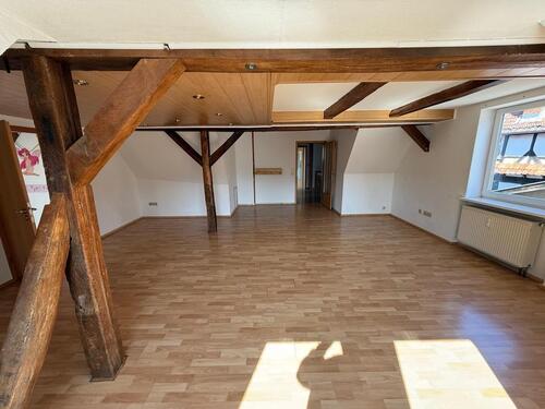 Foto - 5 Zimmer Etagenwohnung zur Miete in Helsa