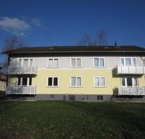 Renovierte 3,5-Zimmer-Wohnung mit eigenem Garten! - Essen Stadtbezirk VI