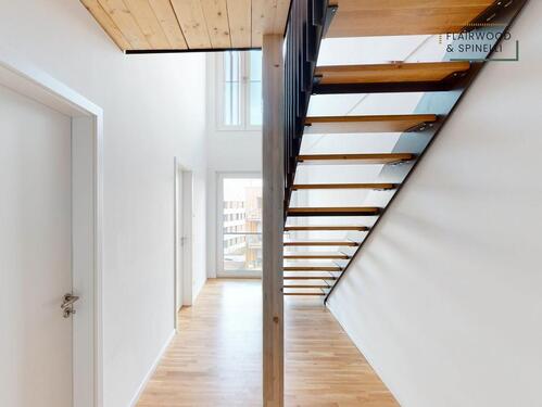 Foto - Großzügige 4-Zimmer-Maisonettewohnung mit Einbauküche und Loggia