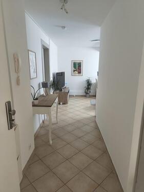 Foto - Dachgeschosswohnung - 400,00 EUR Kaltmiete,