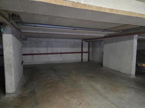 Foto - Tiefgarage KFZ Stellplatz Parkplatz Landau nähe Zentrum