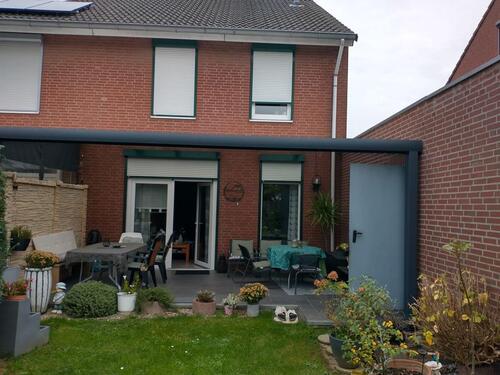 Foto - Doppelhaushälfte zur Miete - 1.200,00&nbsp;EUR Kaltmiete, ca.&nbsp; 145,00&nbsp;m&sup2;