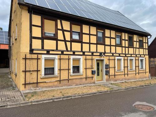 Foto - Wohnung Altbau, renoviert, 110 qm, EG,