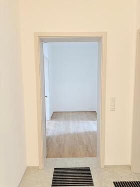 Foto - 2 Zimmer Wohnung mit Balkon - 977,00 EUR Kaltmiete,