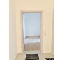 2 Zimmer Wohnung mit Balkon - 977,00 EUR Kaltmiete, in Bad Neustadt an der Saale (PLZ: 97616)