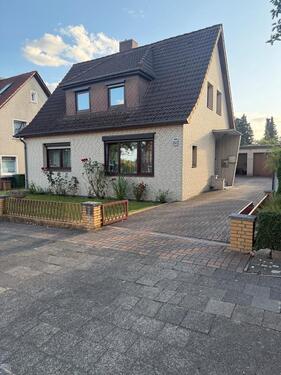 Foto - 2 Familienhaus in Walsrode - 350.000,00&nbsp;EUR Kaufpreis, ca.&nbsp; 175,00&nbsp;m&sup2;