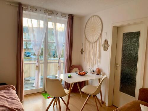 Foto - 1 Zimmerwohnung mit EBK & Balkon