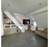 Charmante 3 Zimmer Maisonette Wohnung - Nürnberg Eberhardshof