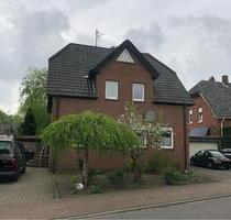 Mehrfamilienhaus in Gronau zu verkaufen. Top Lage, renovierungsbe - Gronau (Westfahlen)