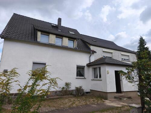 Foto - Doppelhaushälfte - 150.000,00&nbsp;EUR Kaufpreis, ca.&nbsp; 115,00&nbsp;m&sup2;