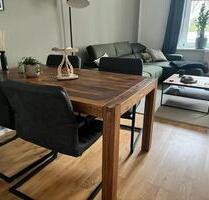 Charmante Altbauwohnung in Gohlis - 3RW, Balkon ins Grüne, EBK - Leipzig Nord