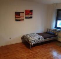 Kleine möblierte Wohnung - 430,00&nbsp;EUR Kaltmiete, ca.&nbsp; 31,00&nbsp;m&sup2; in Ergoldsbach (PLZ: 84061) Langenhettenbach