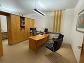 Foto - Gewerbefläche zu vermieten - 2.500,00 EUR Kaltmiete, ca.  202,00 m²