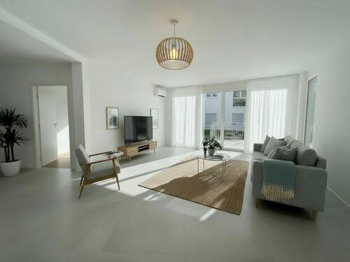 Foto - Moderne 3-Zimmer Wohnung mit zusätzlichem Arbeitsraum und Klimaanlage