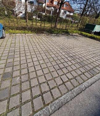Foto - Parkplatz Stellplatz in Ismaning