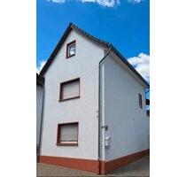 2 EFH + 850 m² Grundstück in Elz von Privat
