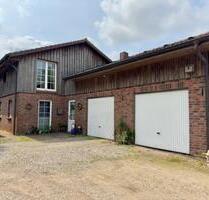 Dollerup – Zweifamilienhaus auf ca. 13.000 m² großem Grundstück - Tastrup