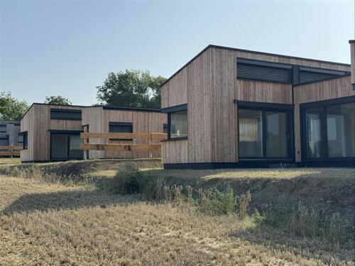 Foto - Kompaktes Traumhaus mit gehobener EBK, Garten und Carport