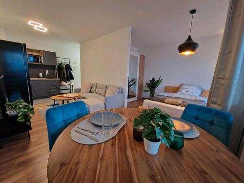 Foto - Voll möbliertes Apartment mit Balkon Stellplatz Schwimmbad Sauna